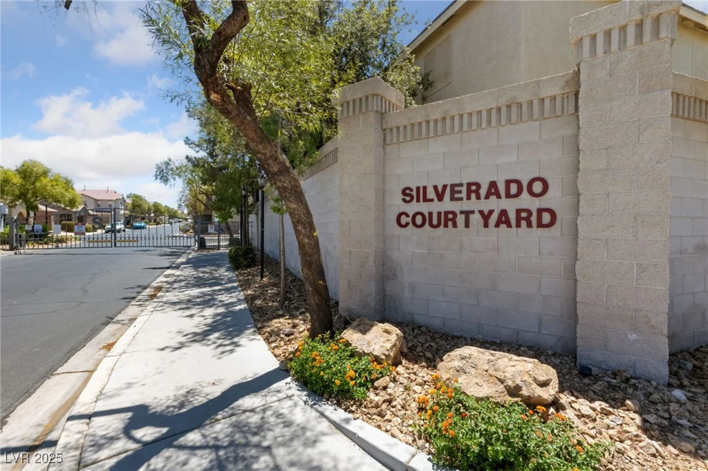 10261 Missouri Meadows, Las Vegas, NV 89183