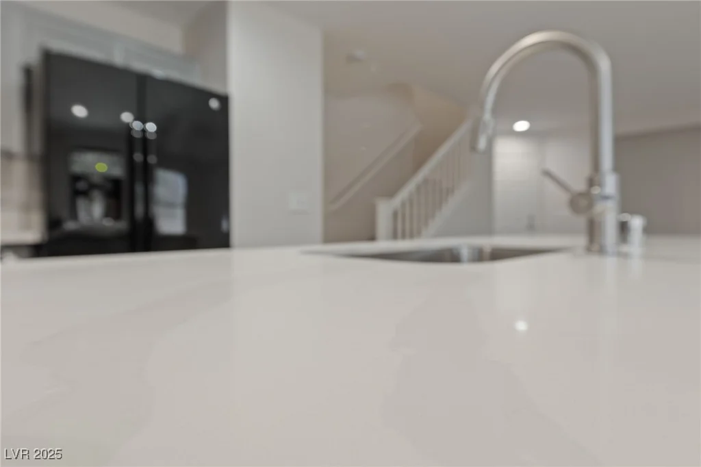 10261 Missouri Meadows, Las Vegas, NV 89183