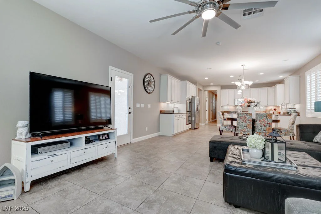 10511 Oak Terrace, Las Vegas, NV 89149