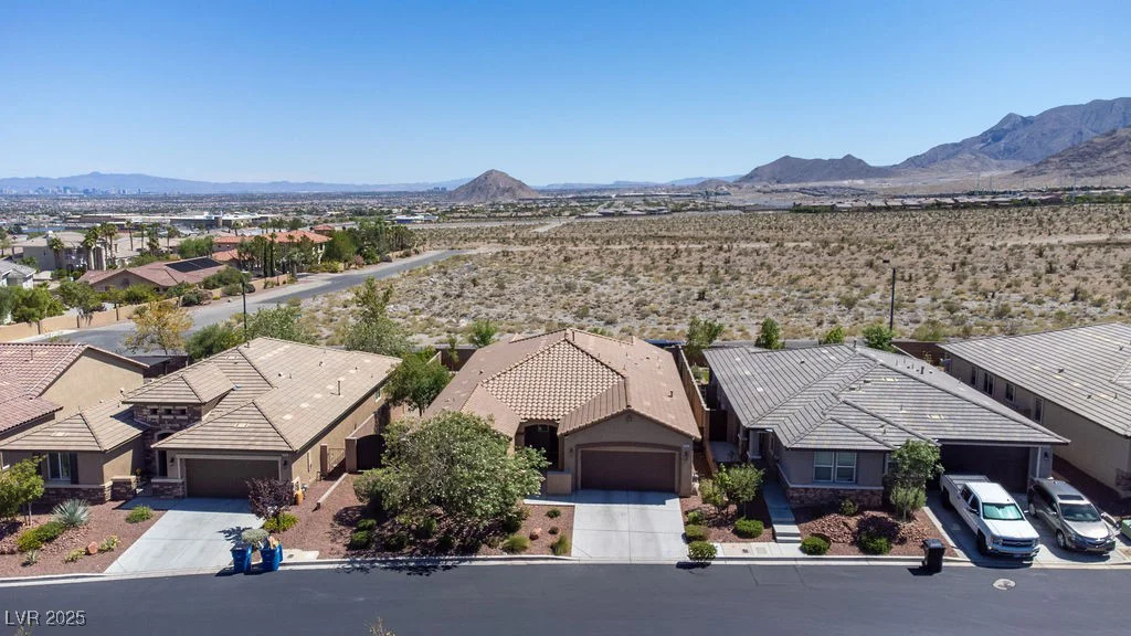 10511 Oak Terrace, Las Vegas, NV 89149