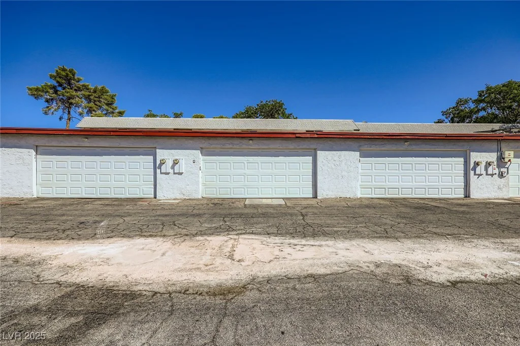 639 Pecos, Las Vegas, NV 89121