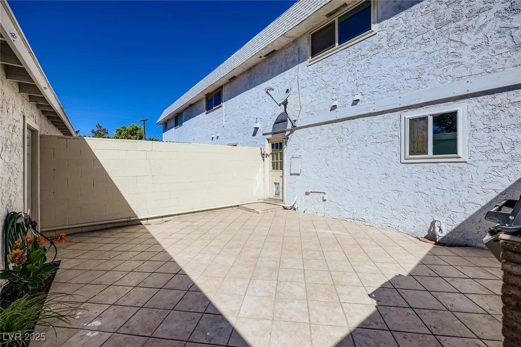 639 Pecos, Las Vegas, NV 89121