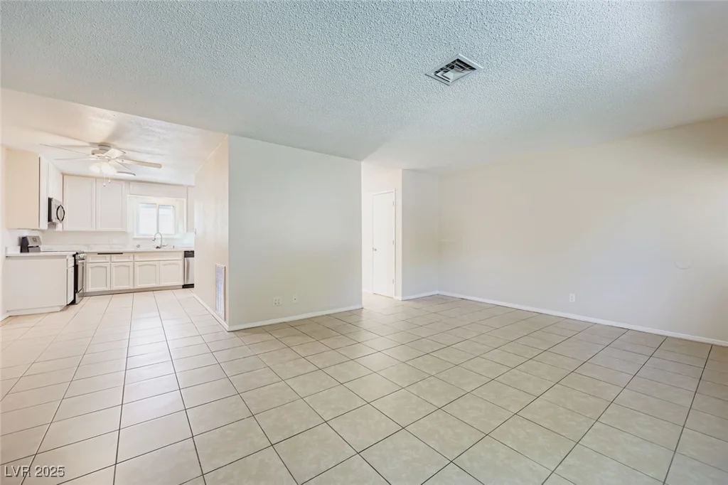 639 Pecos, Las Vegas, NV 89121