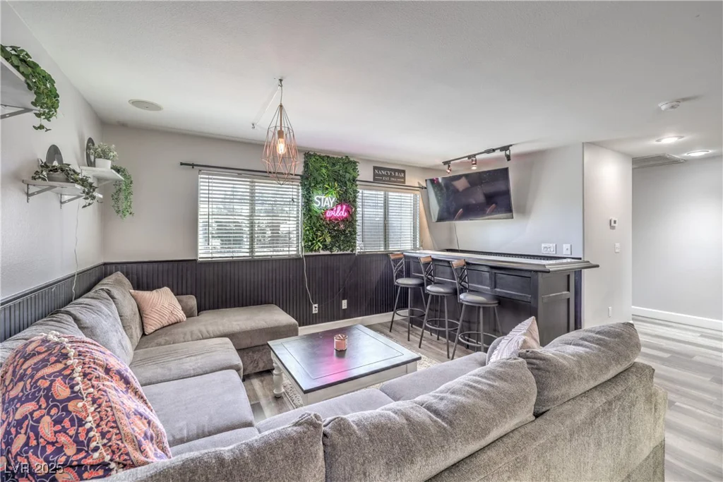 11143 Castellane, Las Vegas, NV 89141