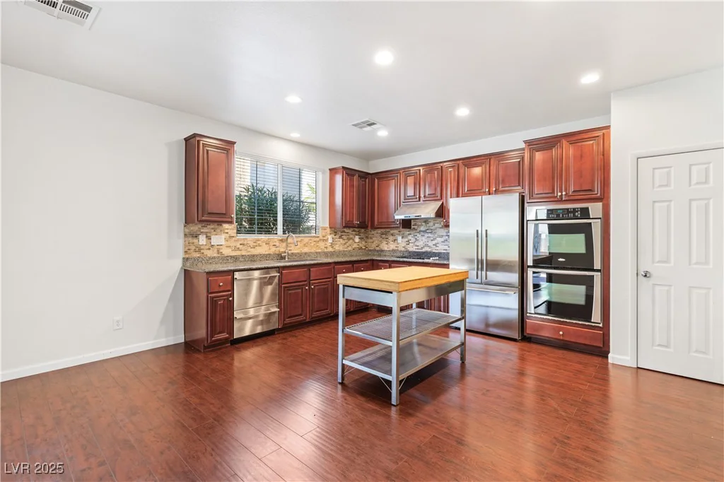 7238 Neches, Las Vegas, NV 89179