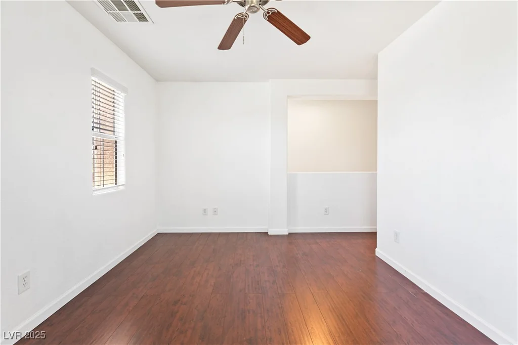 7238 Neches, Las Vegas, NV 89179