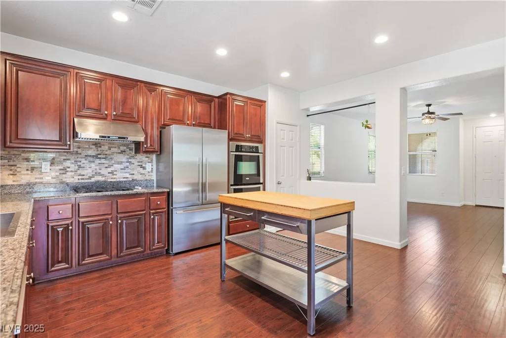 7238 Neches, Las Vegas, NV 89179