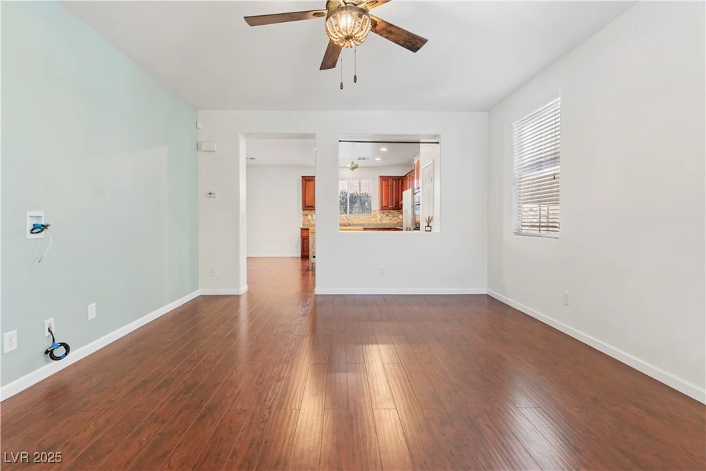 7238 Neches, Las Vegas, NV 89179