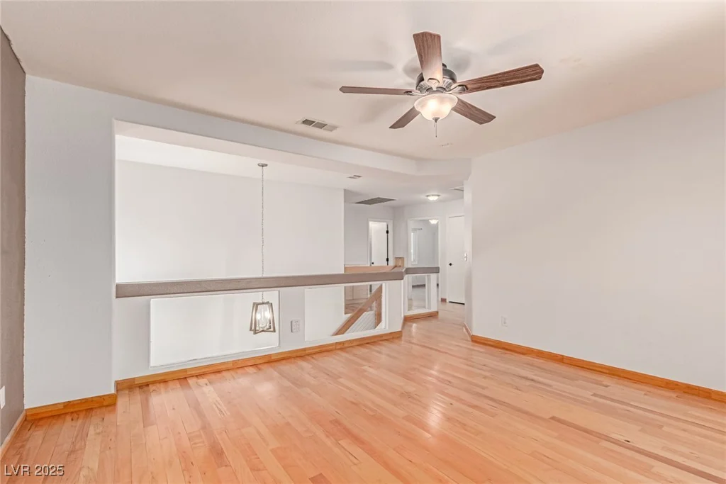 8845 Hampton Green, Las Vegas, NV 89129