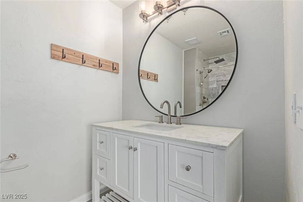 8845 Hampton Green, Las Vegas, NV 89129
