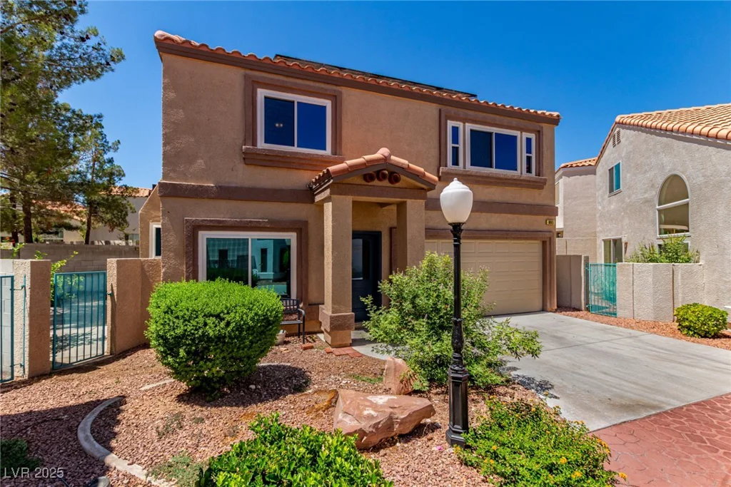 8845 Hampton Green, Las Vegas, NV 89129