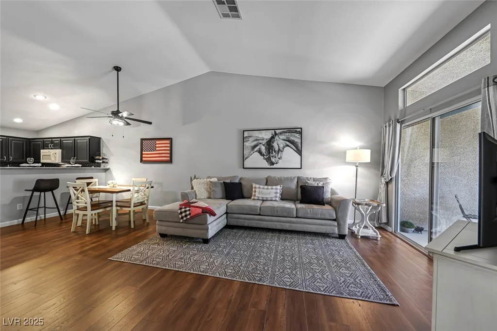 9721 Tiaquinn, Las Vegas, NV 89129