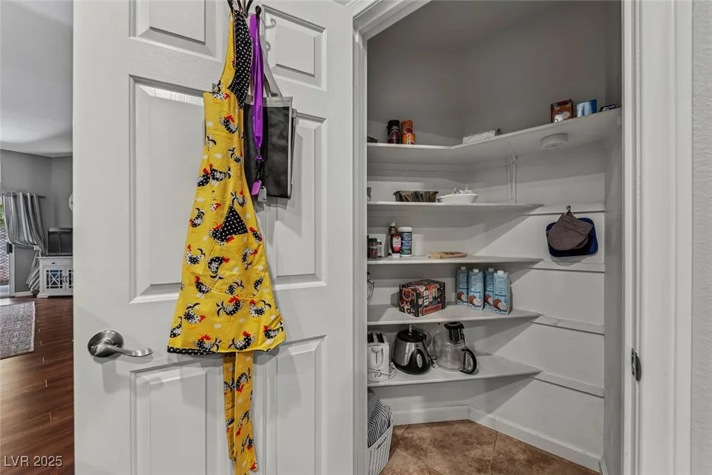 9721 Tiaquinn, Las Vegas, NV 89129