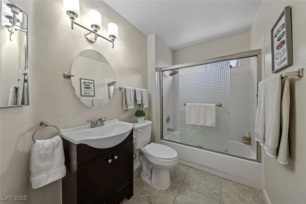 9721 Tiaquinn, Las Vegas, NV 89129