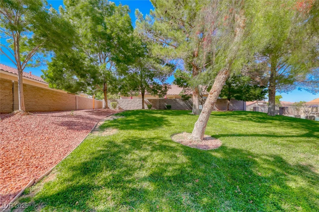 9721 Tiaquinn, Las Vegas, NV 89129