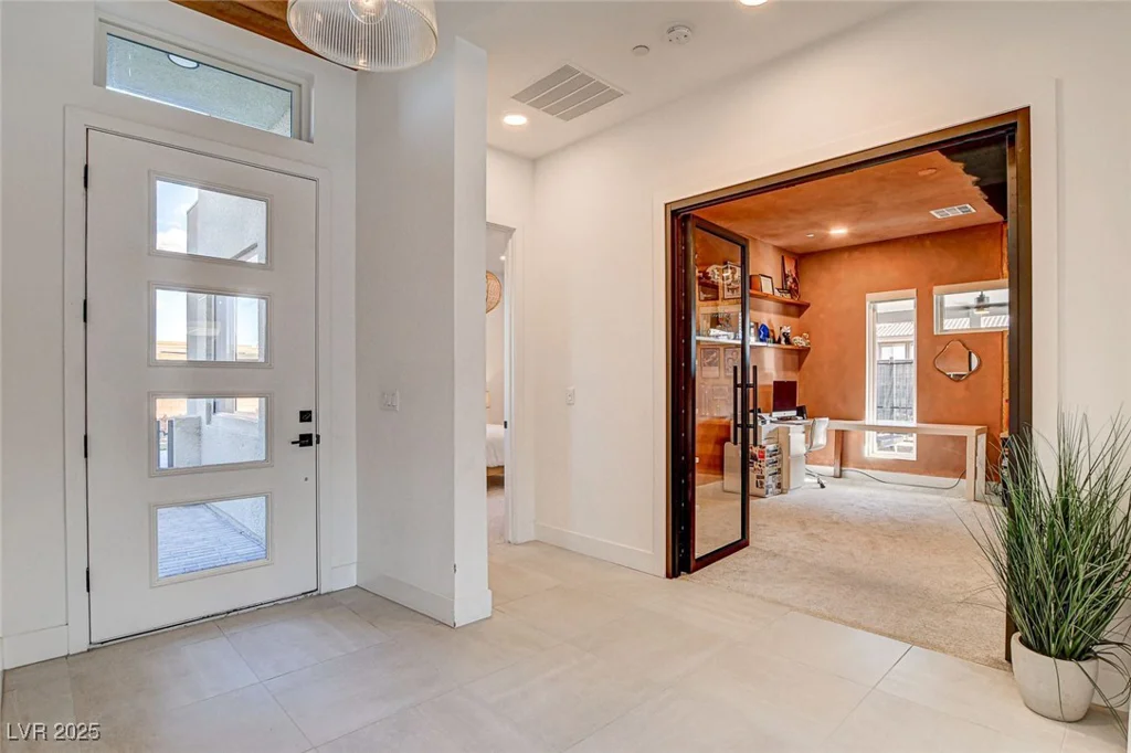 12199 Canyon Sunset, Las Vegas, NV 89138
