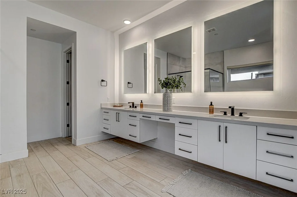 12199 Canyon Sunset, Las Vegas, NV 89138