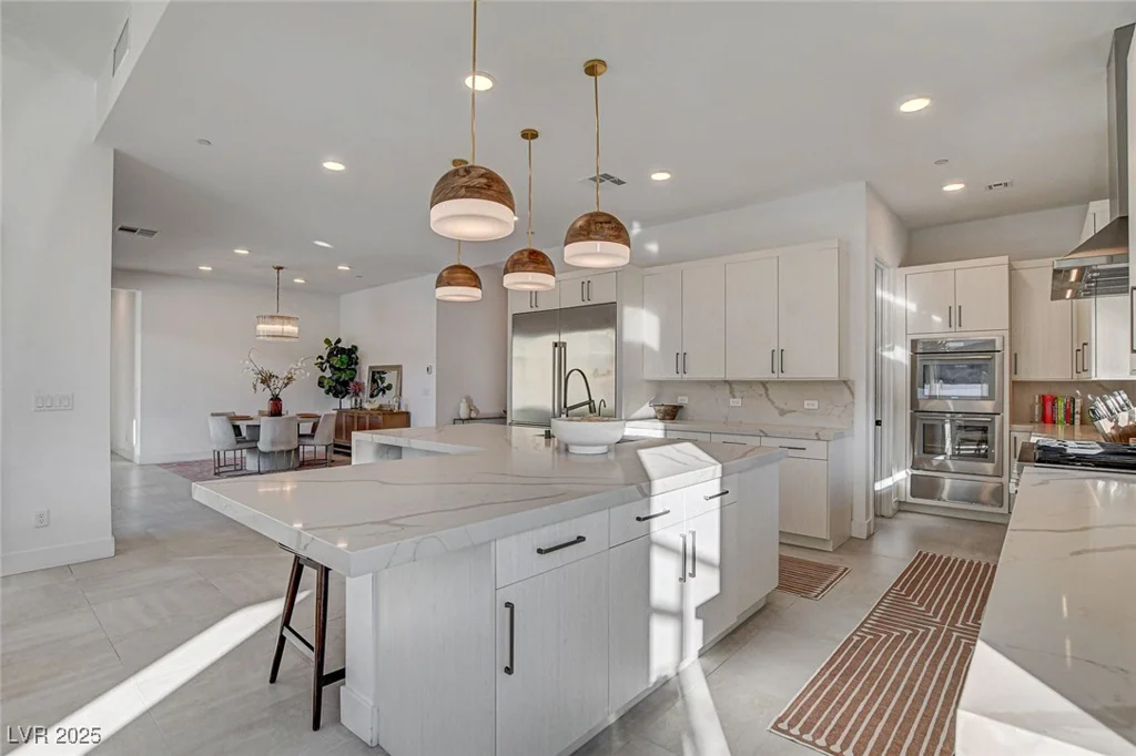 12199 Canyon Sunset, Las Vegas, NV 89138