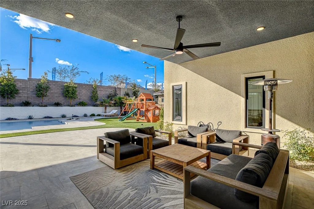 12199 Canyon Sunset, Las Vegas, NV 89138