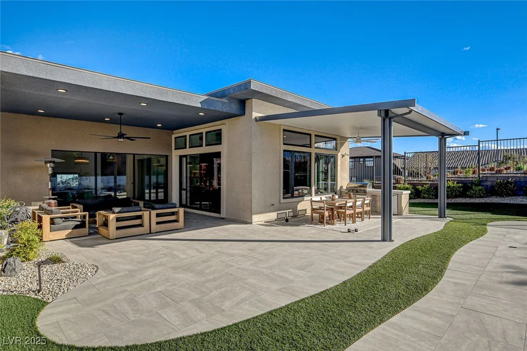 12199 Canyon Sunset, Las Vegas, NV 89138