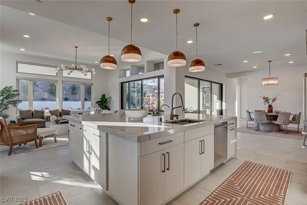 12199 Canyon Sunset, Las Vegas, NV 89138