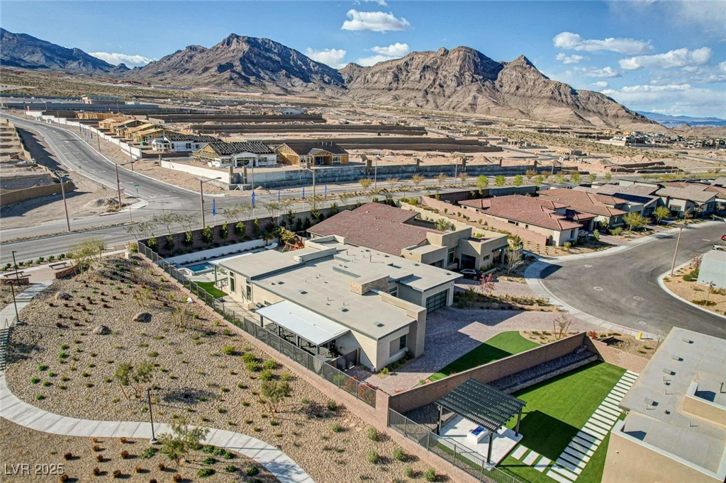 12199 Canyon Sunset, Las Vegas, NV 89138
