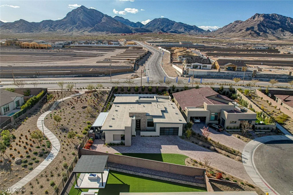 12199 Canyon Sunset, Las Vegas, NV 89138