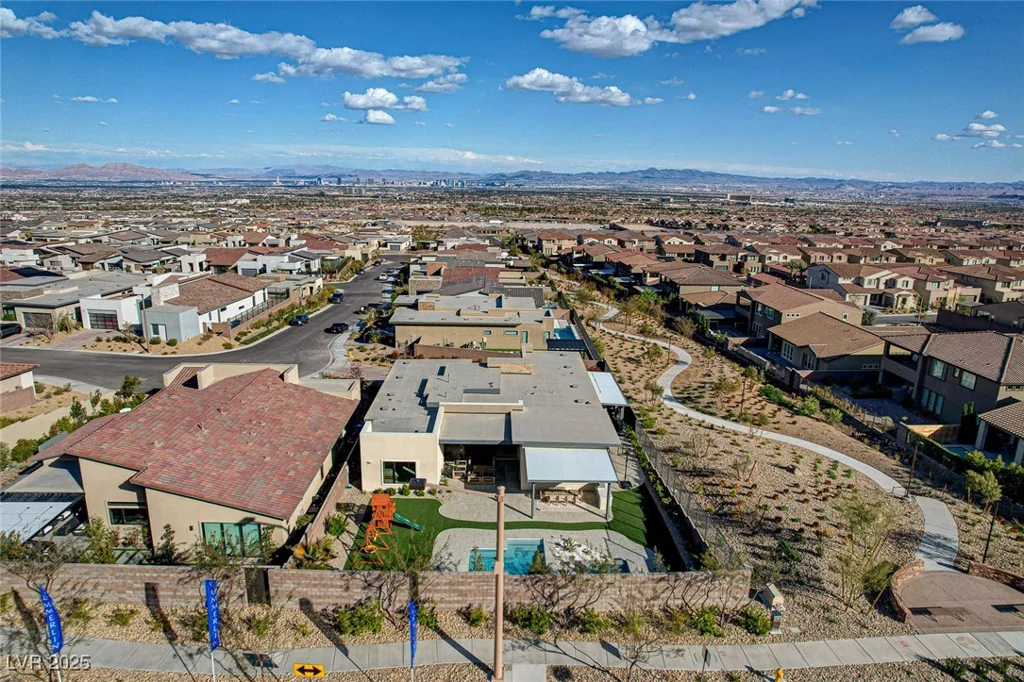 12199 Canyon Sunset, Las Vegas, NV 89138
