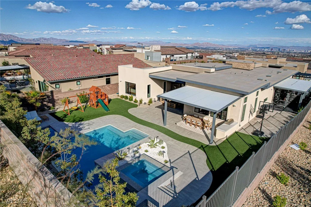 12199 Canyon Sunset, Las Vegas, NV 89138