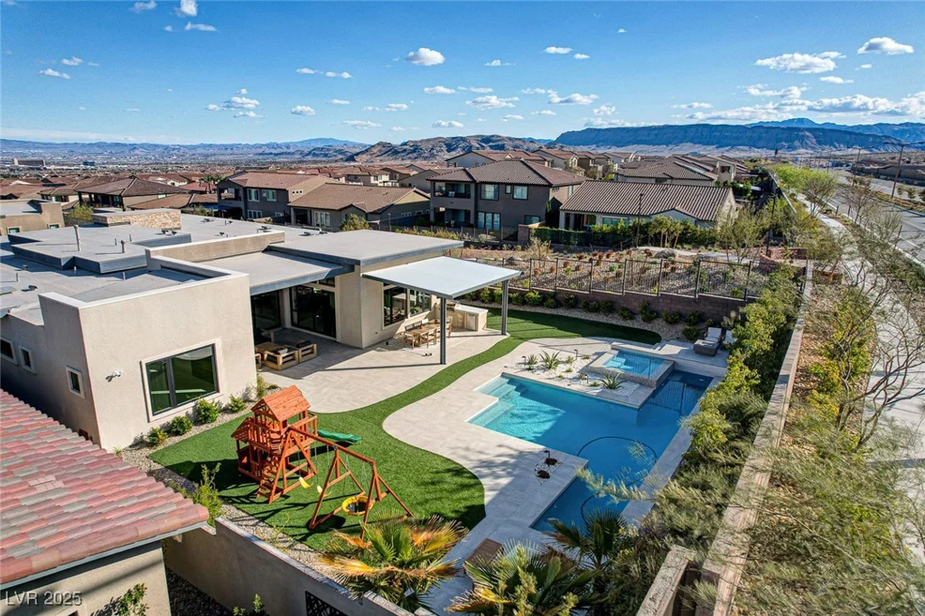 12199 Canyon Sunset, Las Vegas, NV 89138