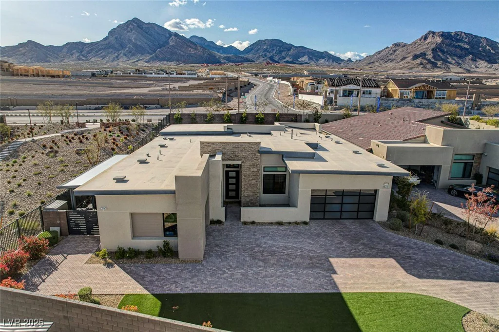 12199 Canyon Sunset, Las Vegas, NV 89138