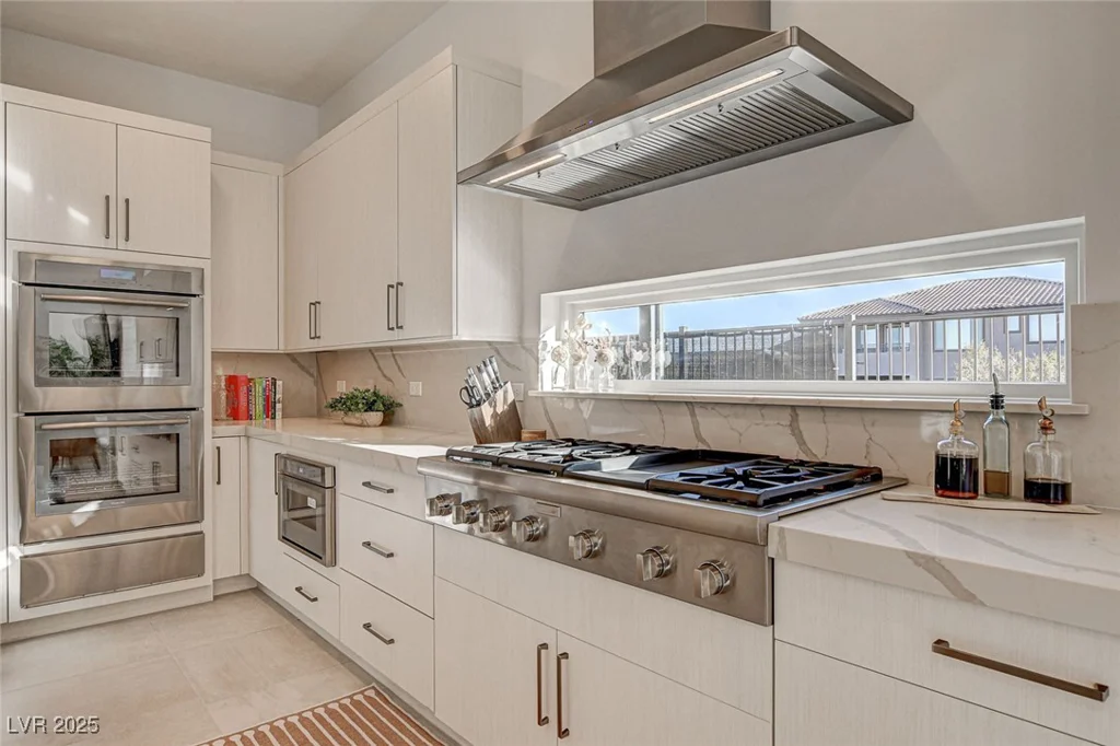 12199 Canyon Sunset, Las Vegas, NV 89138