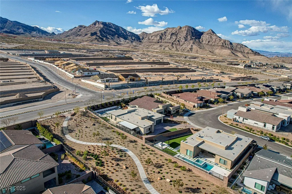 12199 Canyon Sunset, Las Vegas, NV 89138
