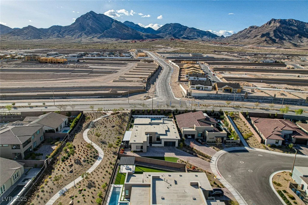 12199 Canyon Sunset, Las Vegas, NV 89138