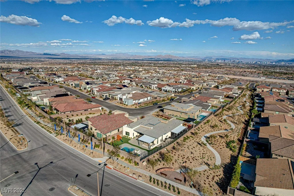12199 Canyon Sunset, Las Vegas, NV 89138