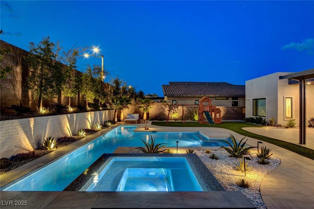 12199 Canyon Sunset, Las Vegas, NV 89138
