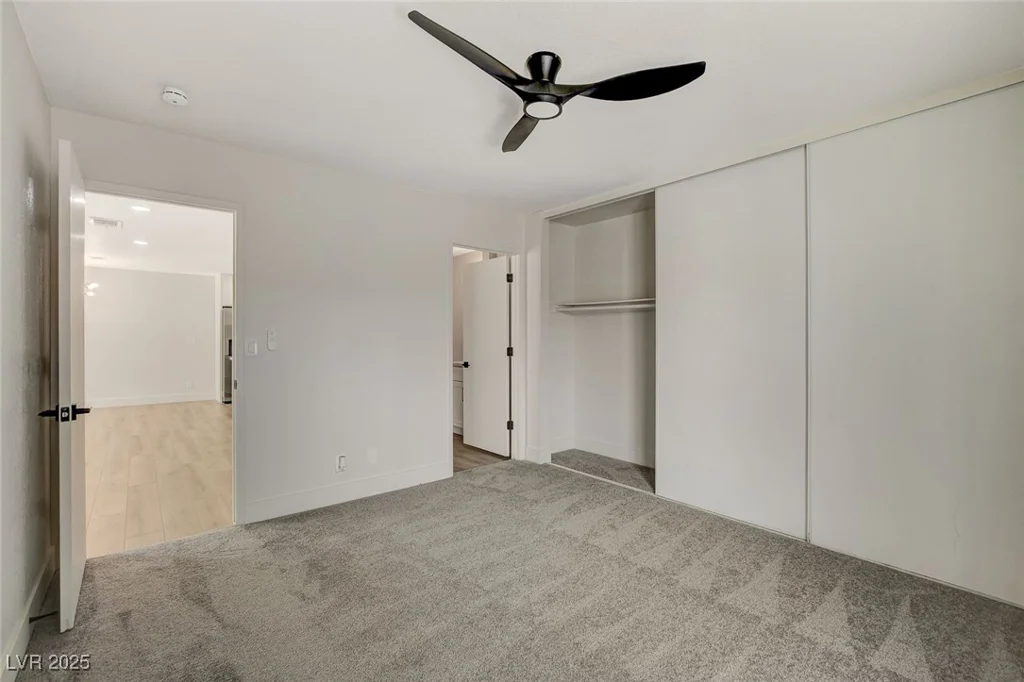 5020 Village, Las Vegas, NV 89142