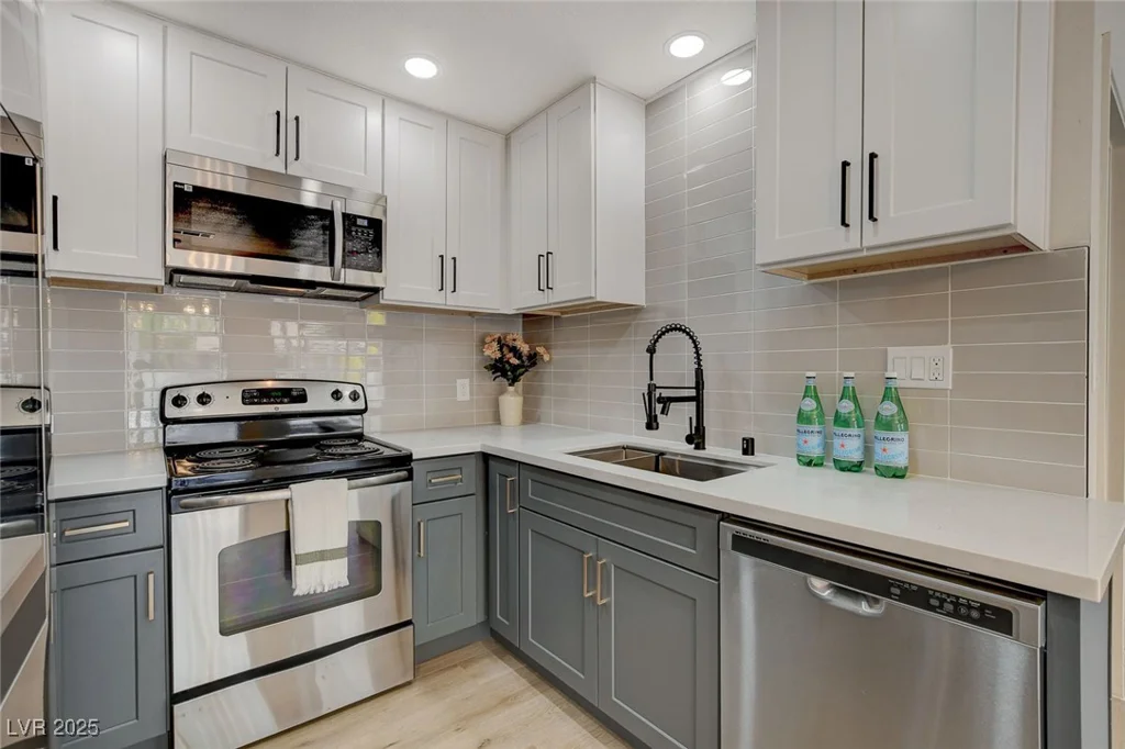 5020 Village, Las Vegas, NV 89142