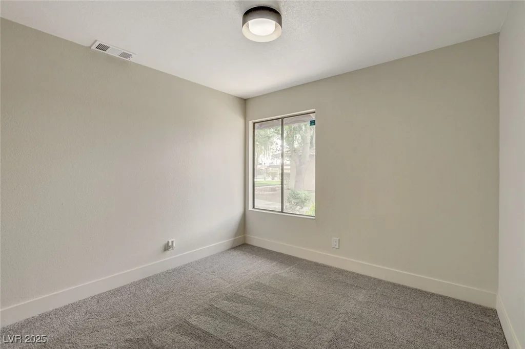 5020 Village, Las Vegas, NV 89142