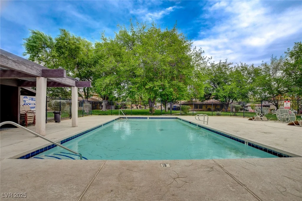 5020 Village, Las Vegas, NV 89142