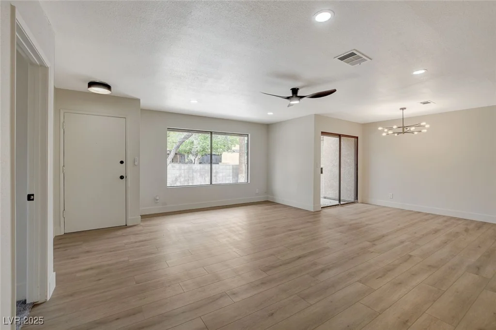5020 Village, Las Vegas, NV 89142