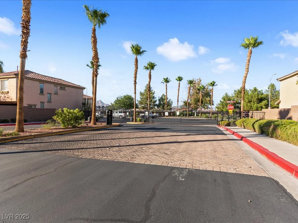 612 Mauna Kea, Henderson, NV 89011
