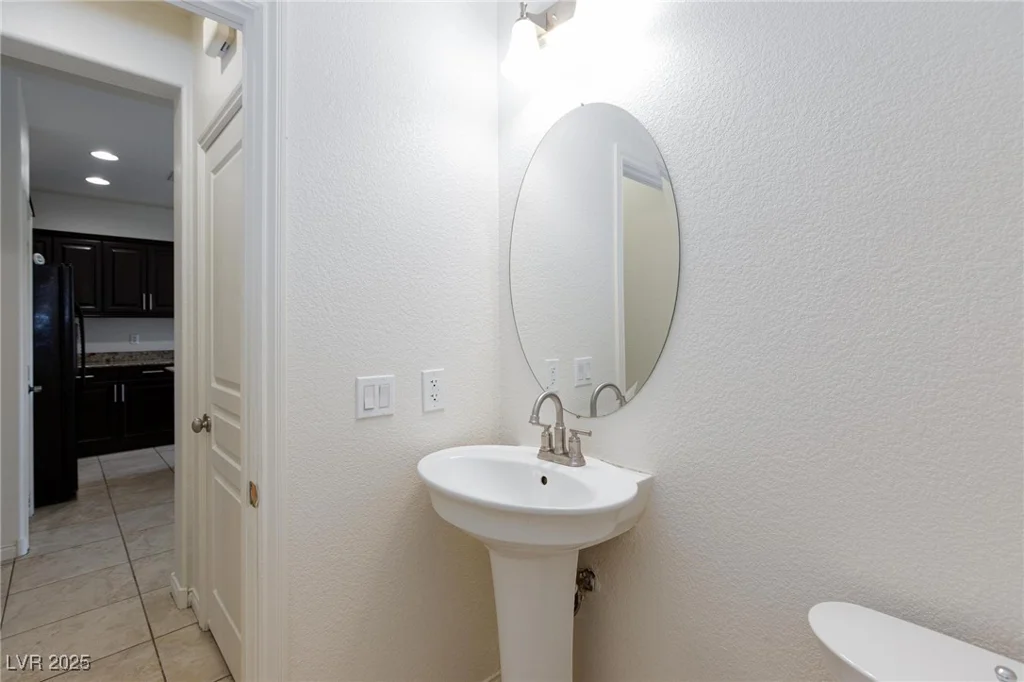 11221 Victoria Medici, Las Vegas, NV 89141