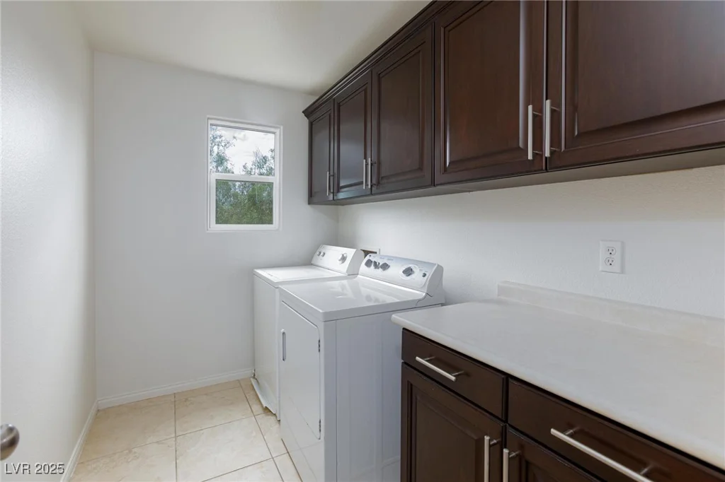 11221 Victoria Medici, Las Vegas, NV 89141