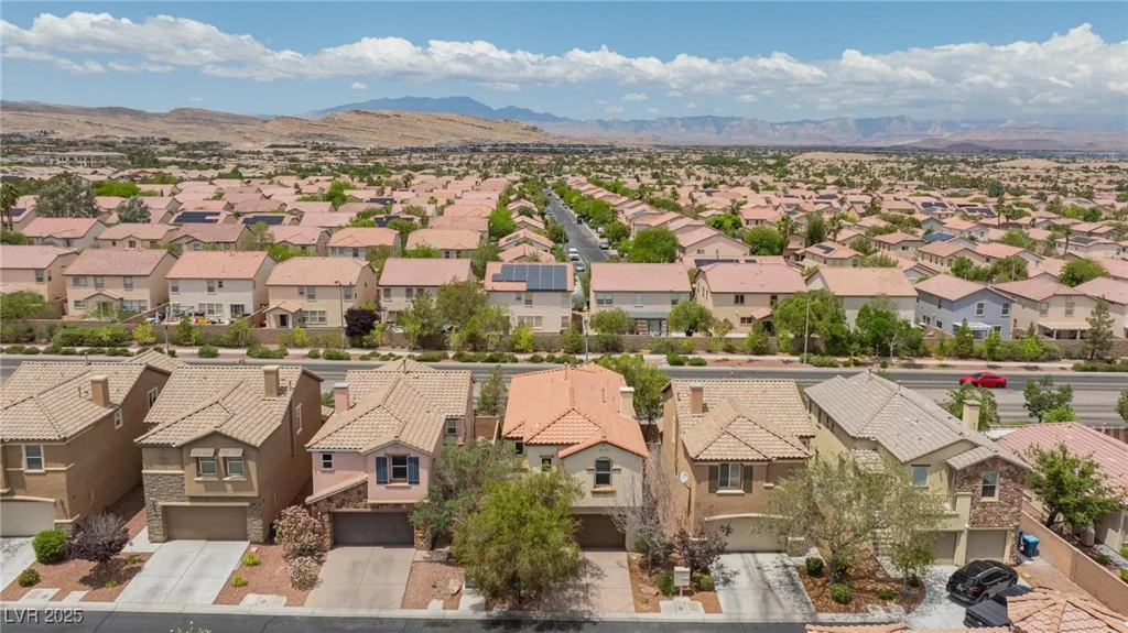 11221 Victoria Medici, Las Vegas, NV 89141