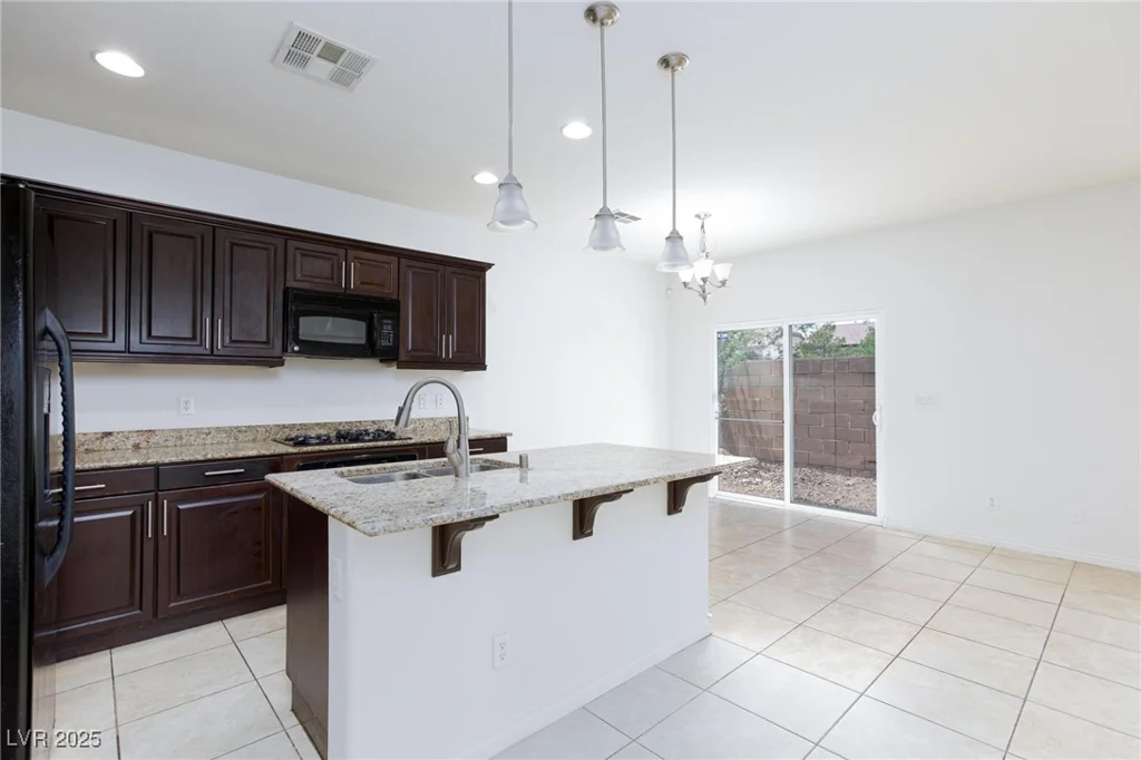 11221 Victoria Medici, Las Vegas, NV 89141