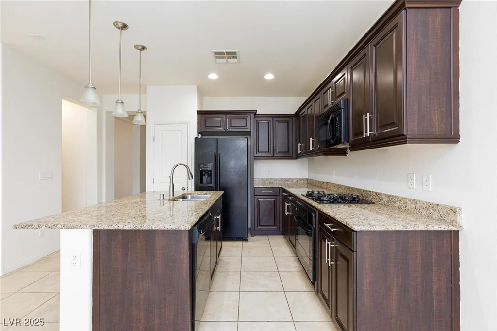 11221 Victoria Medici, Las Vegas, NV 89141