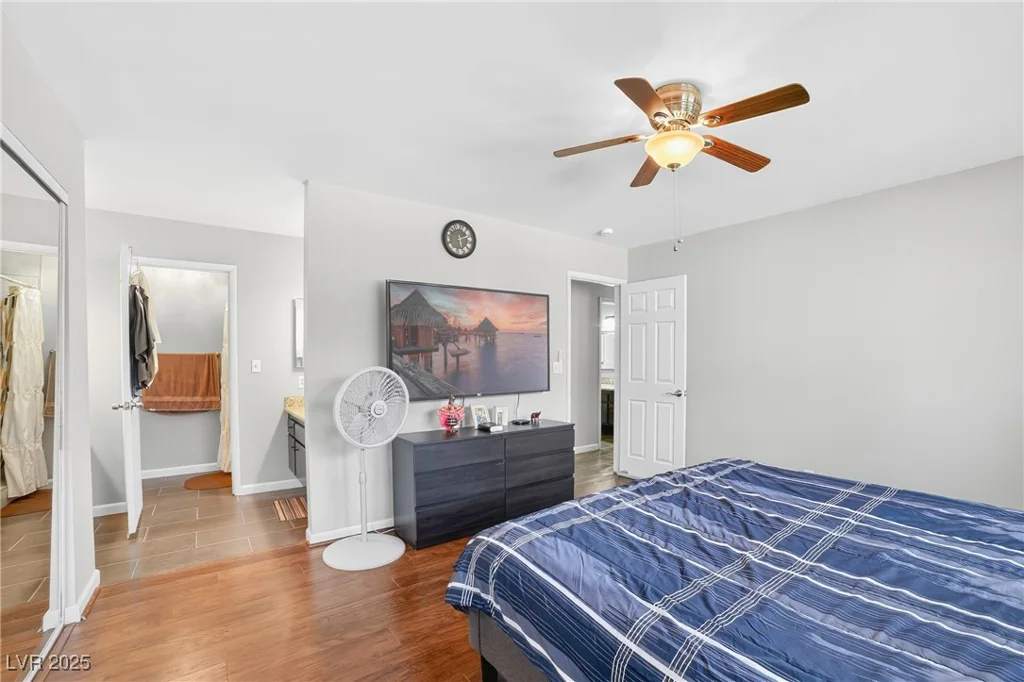 6420 Singingwood, Las Vegas, NV 89107