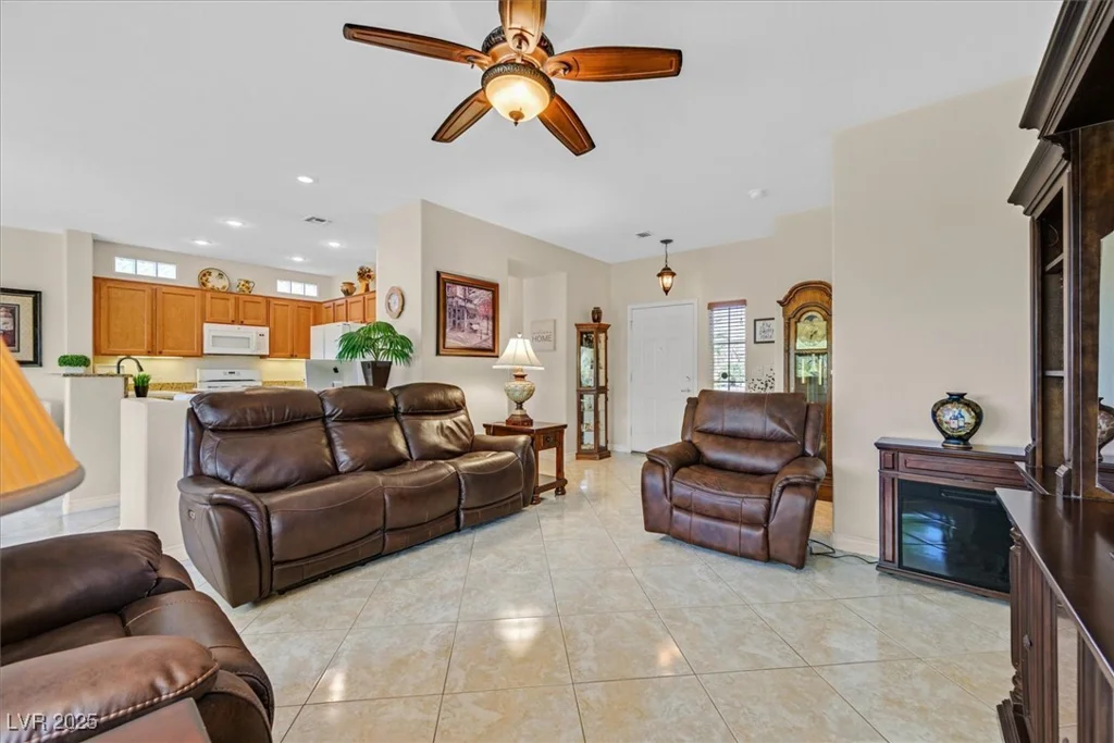 2935 Sumter Valley, Henderson, NV 89052