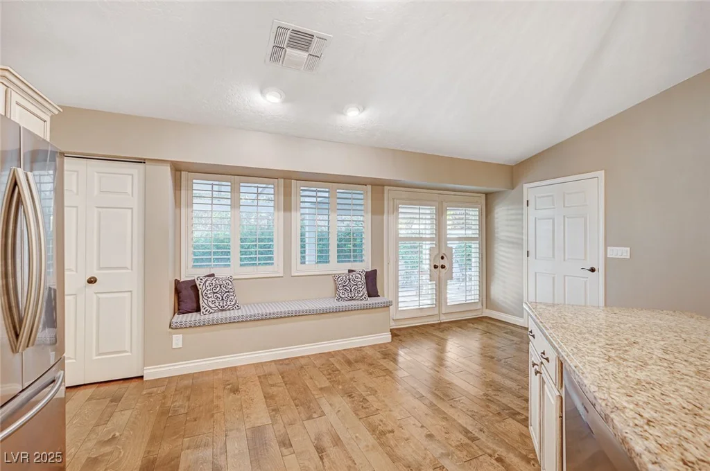 2002 Big Bend Way, Henderson, NV 89074